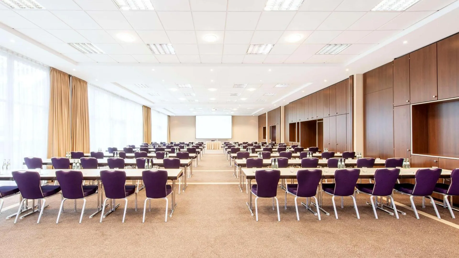 **** Hotel Nh Dusseldorf City Nord Germany