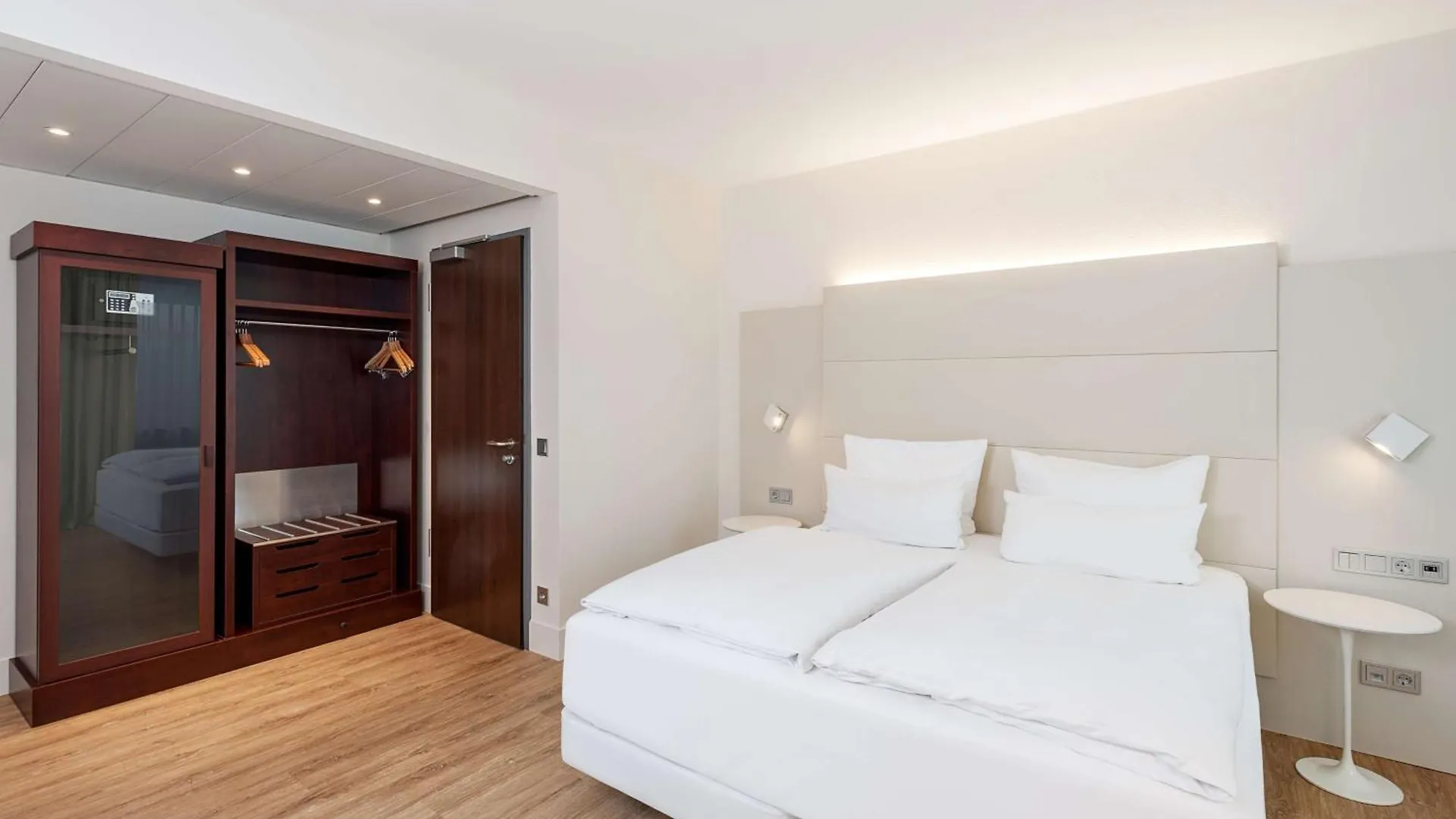 Nh Dusseldorf City Nord Hotel