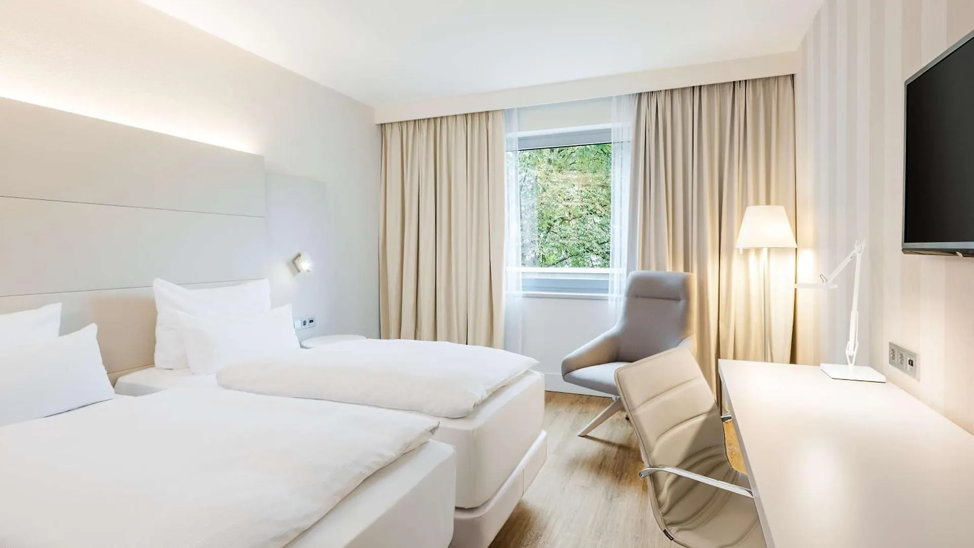 Nh Dusseldorf City Nord Hotel