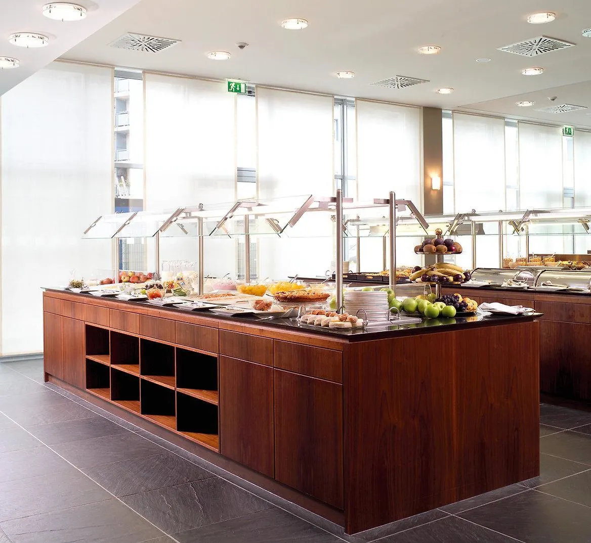 Nh Dusseldorf City Nord Hotel
