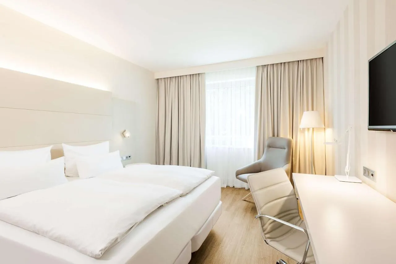 **** Hotel Nh Dusseldorf City Nord Germany
