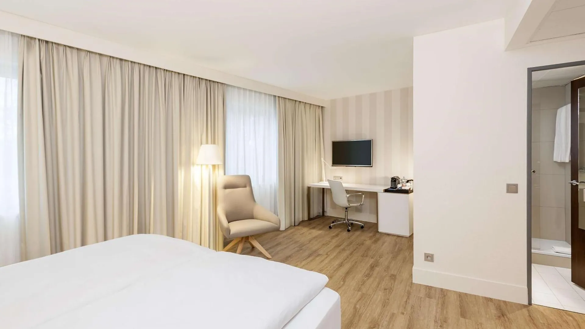 **** Hotel Nh Dusseldorf City Nord Germany