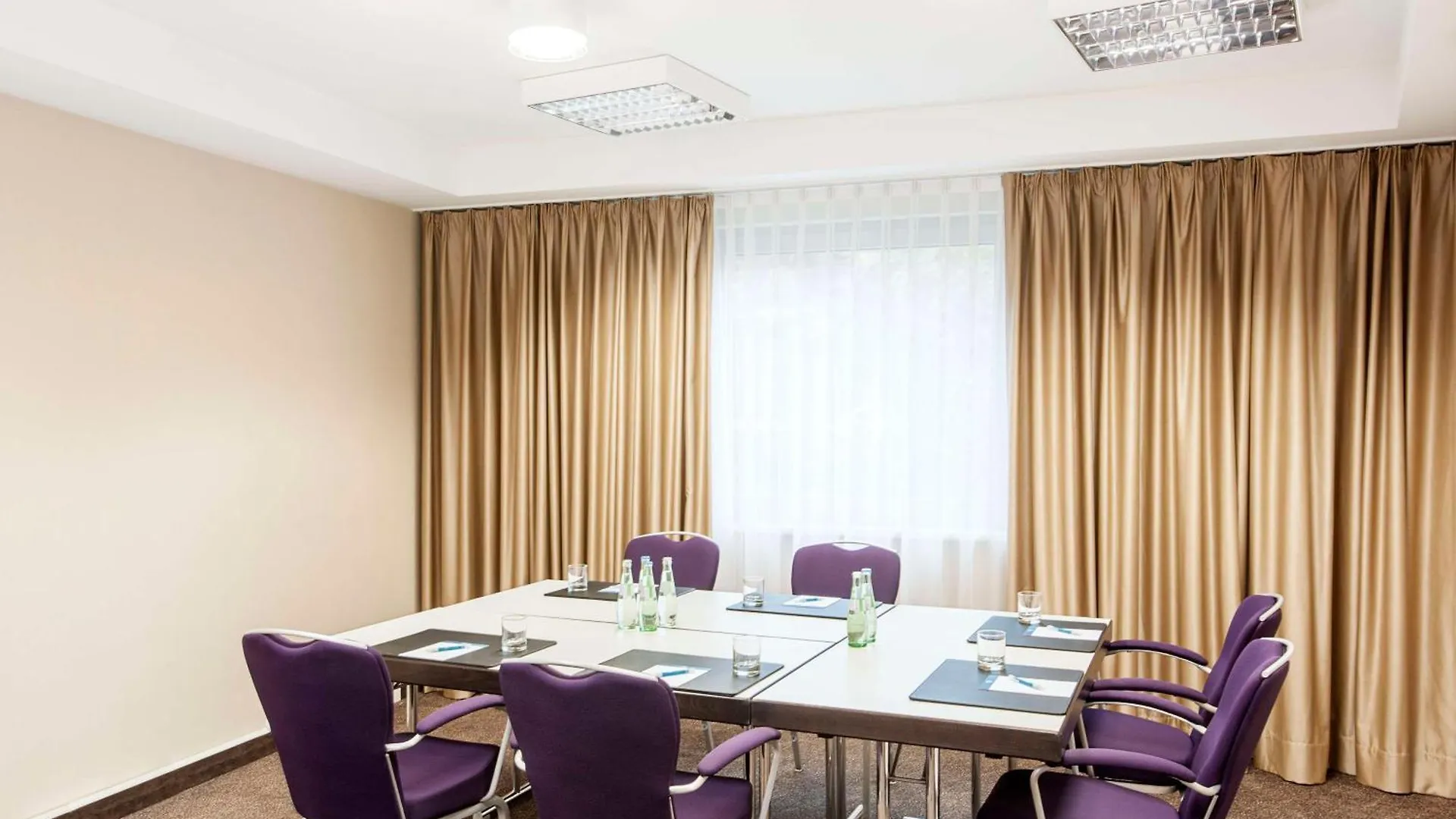 **** Hotel NH Düsseldorf City Nord Alemania